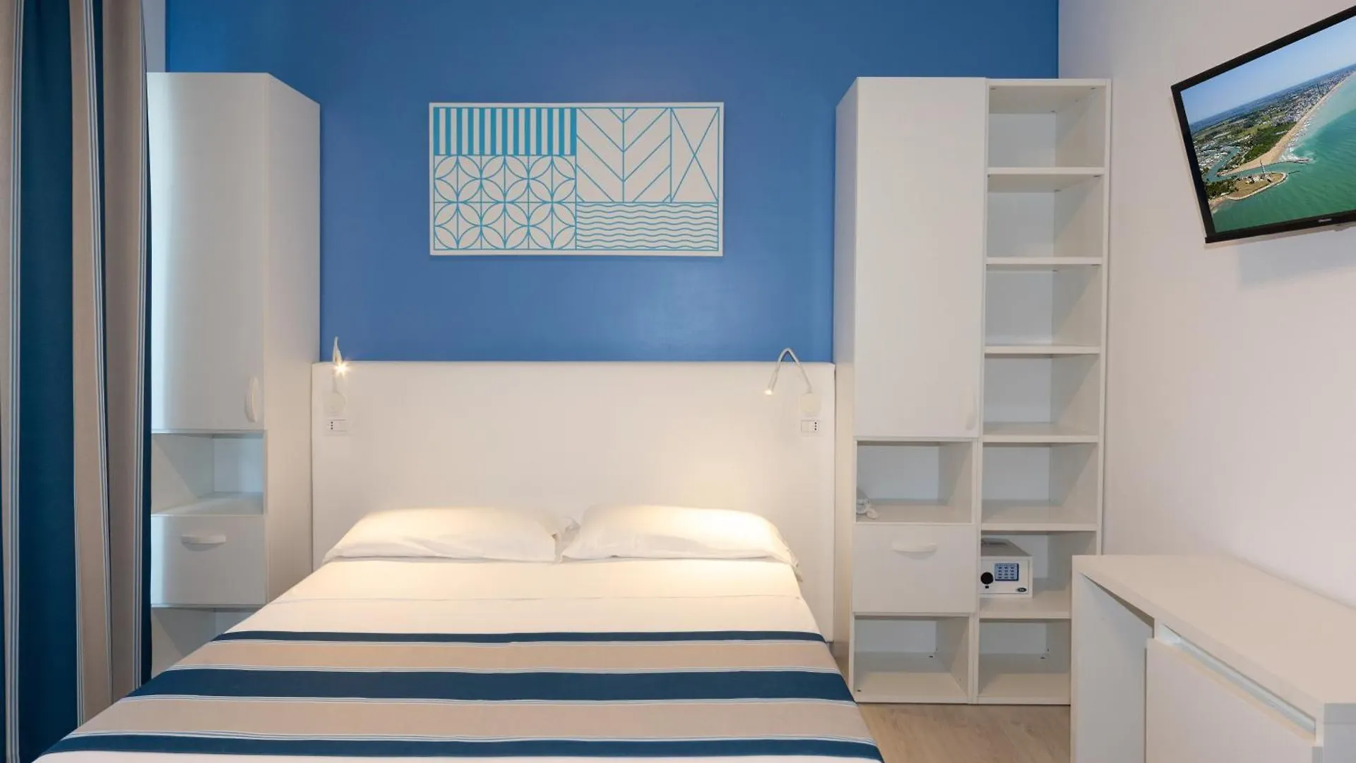 Hotel Paolina Lido di Jesolo 2*,  Italia